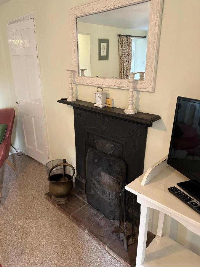 2 Bedroomed Cottage Near Quay Blakeney  Exterior photo