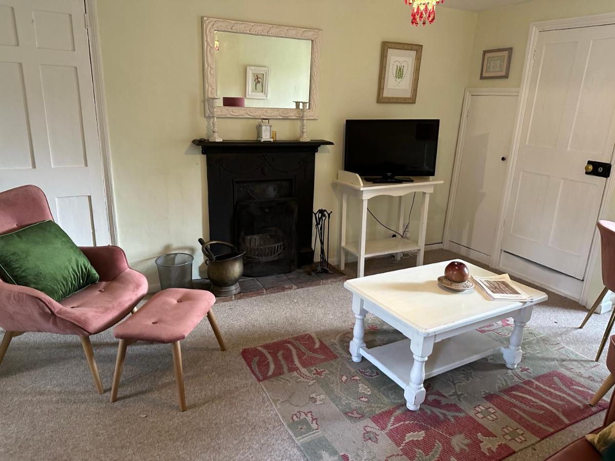 2 Bedroomed Cottage Near Quay Blakeney  Exterior photo